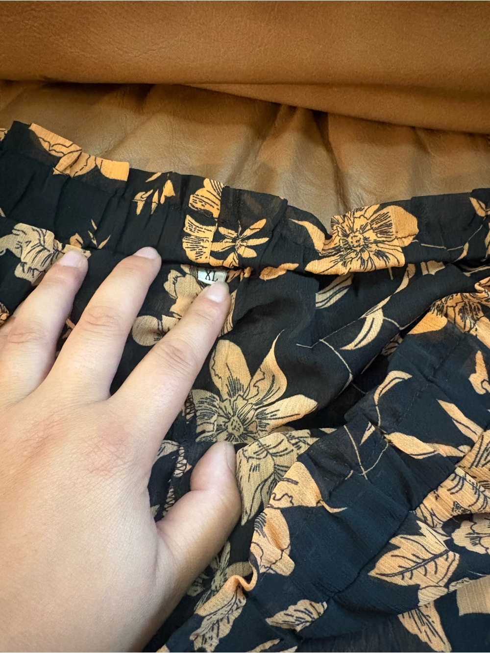 Women's Floral Ruffle Mini Skort - Black with orangeFloral - Picture 4 of 6